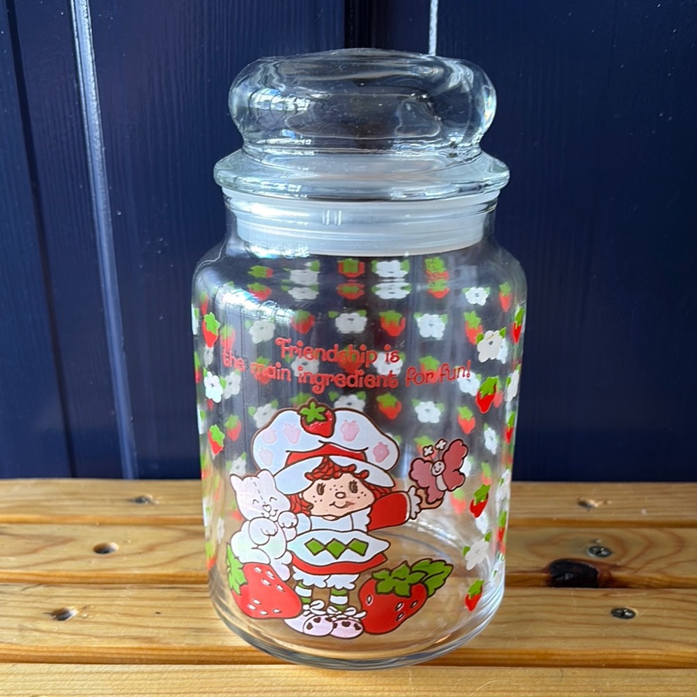 Rare Vintage 1980’s Strawberry Shortcake Glass Canister